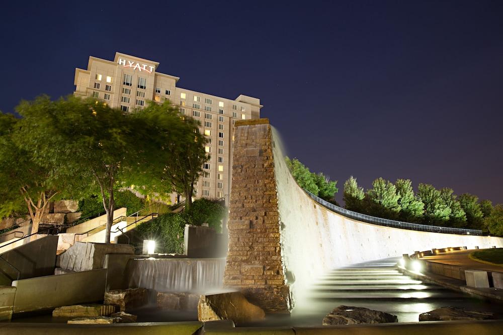 Hyatt Regency Wichita Hotel Exterior photo